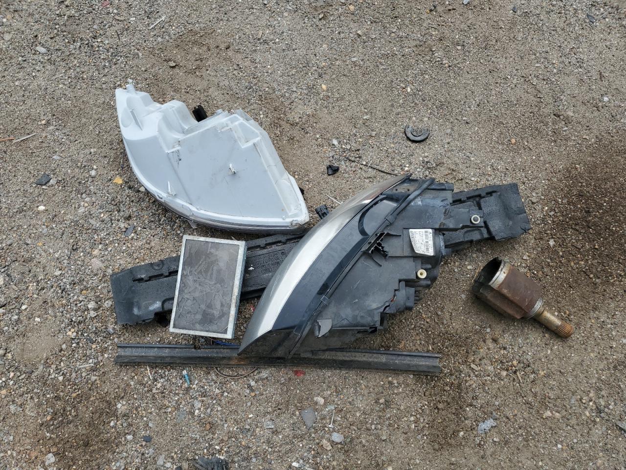 2011 Audi A4 Premium VIN: WAUAFAFL2BN044238 Lot: 63191864