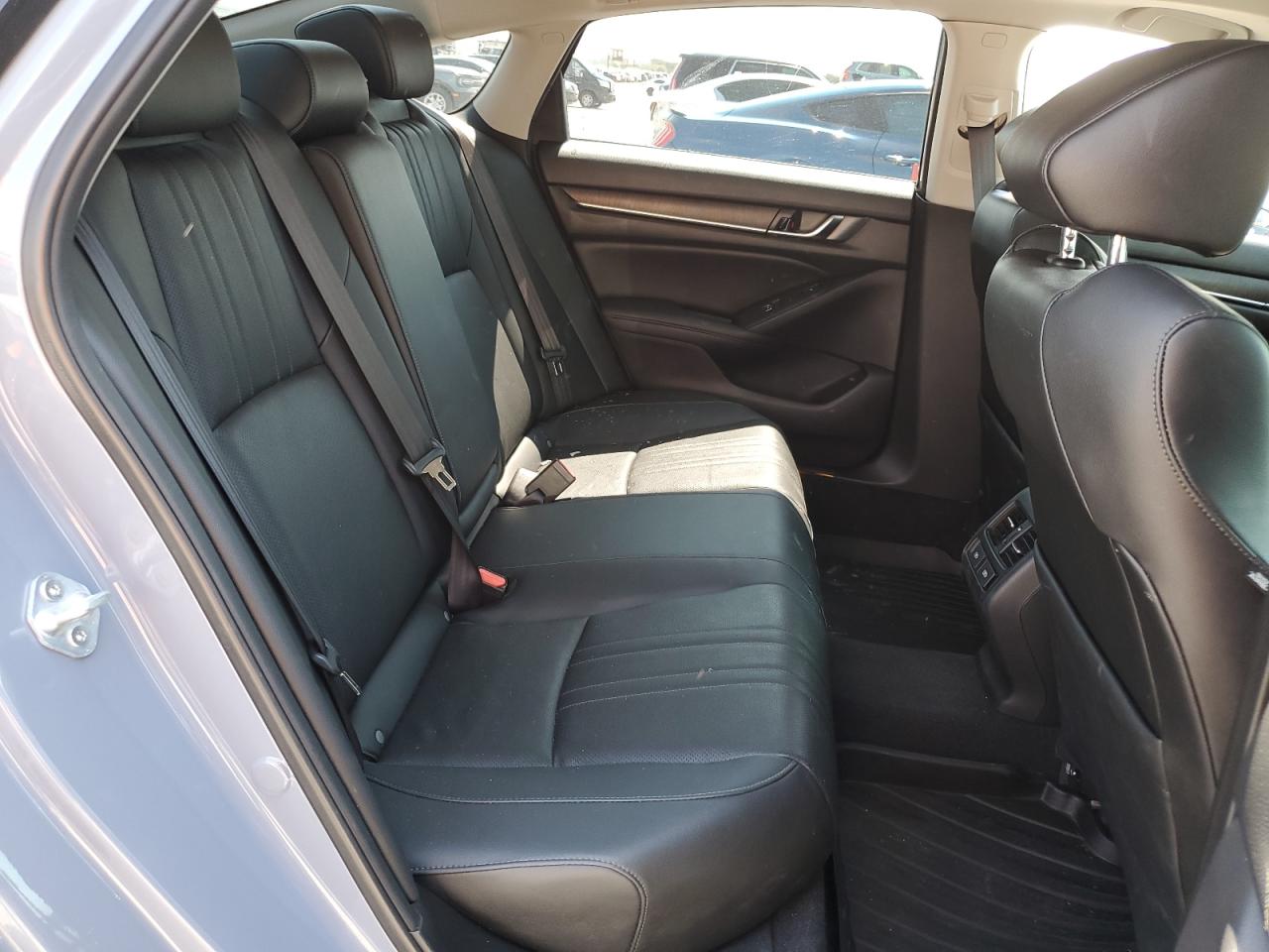 2022 Honda Accord Touring VIN: 1HGCV2F92NA009379 Lot: 62281694