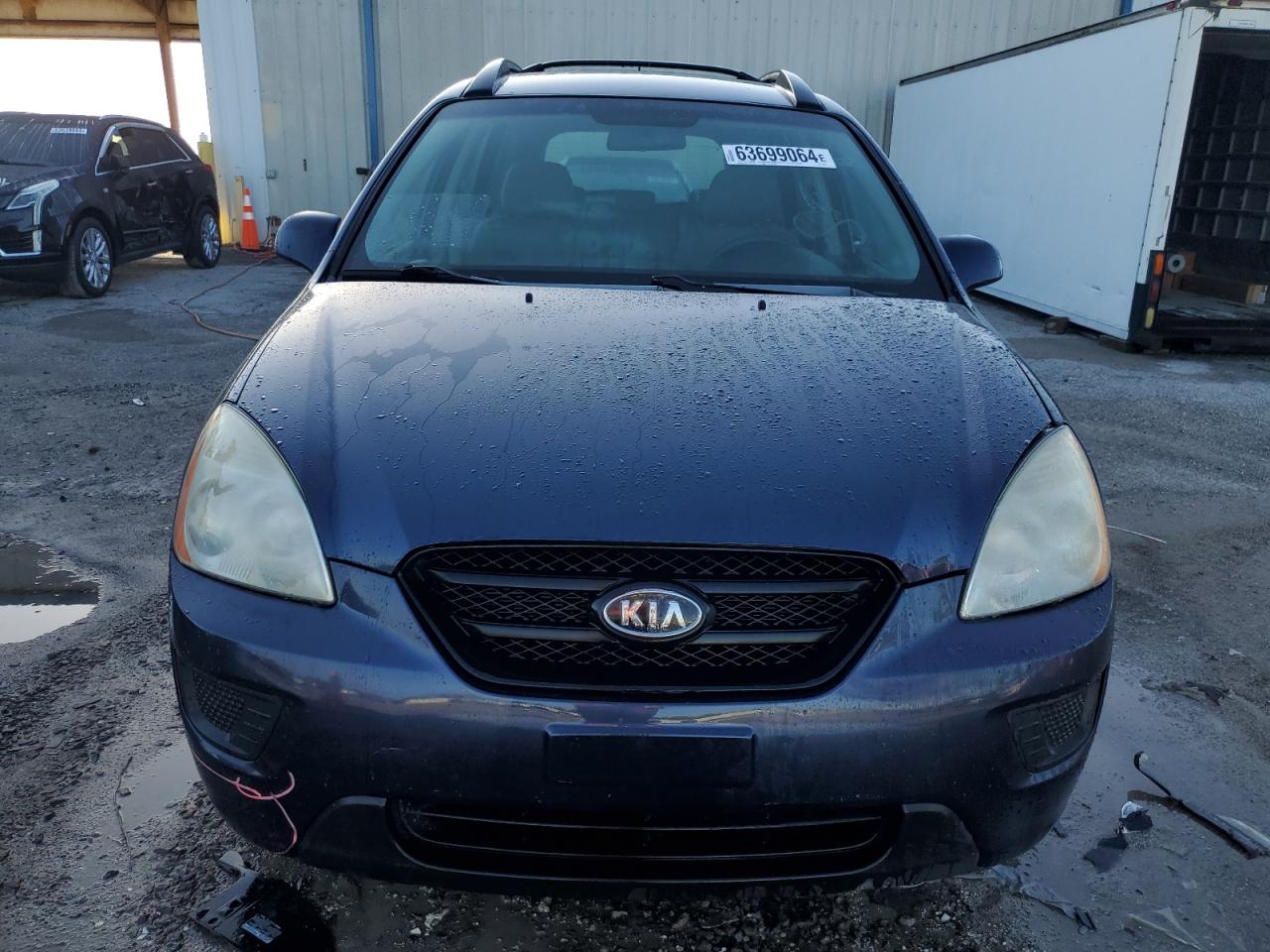 2008 Kia Rondo Lx VIN: KNAFG526987168501 Lot: 63699064