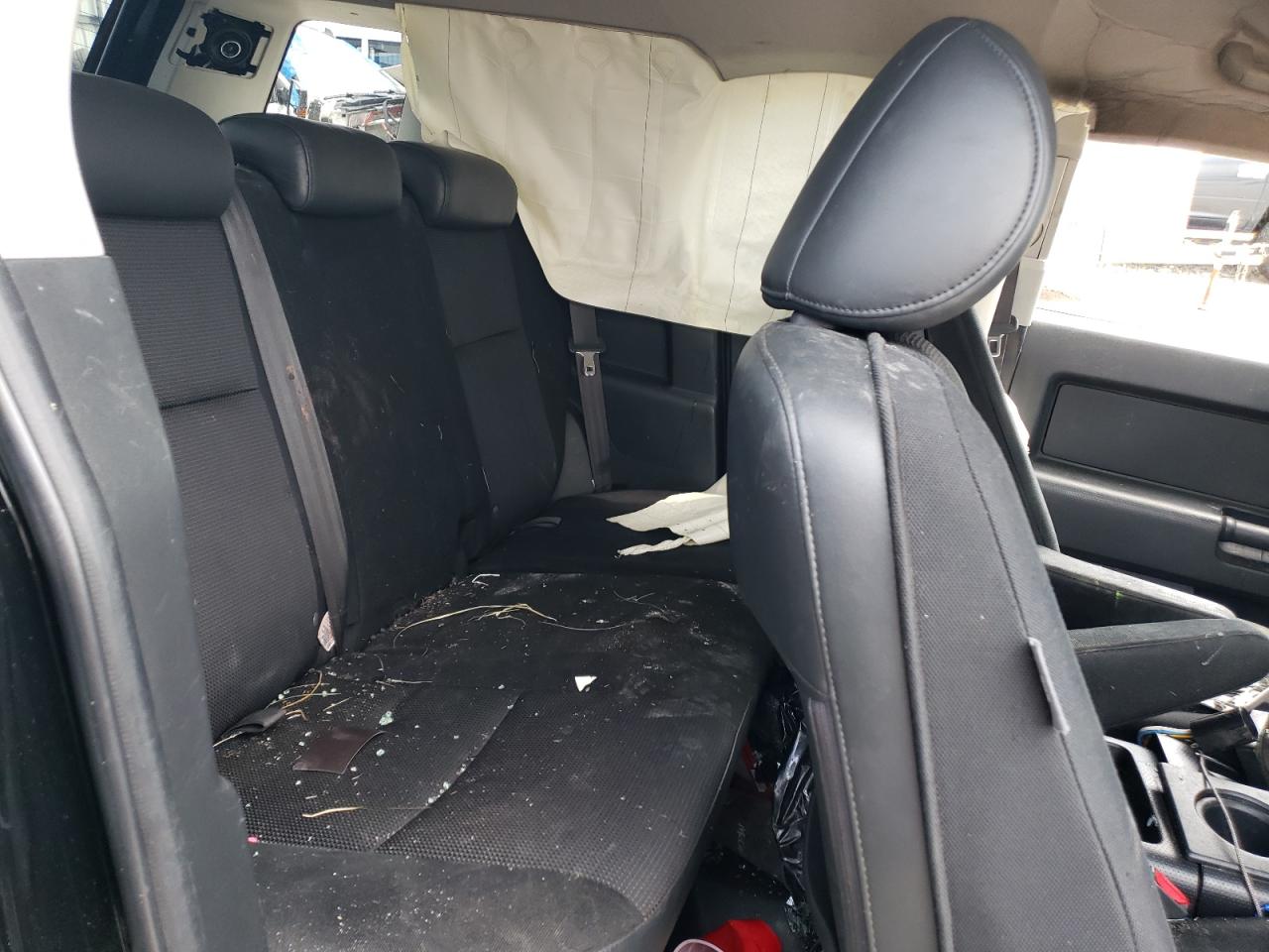 2007 Toyota FJ Cruiser - Image 12