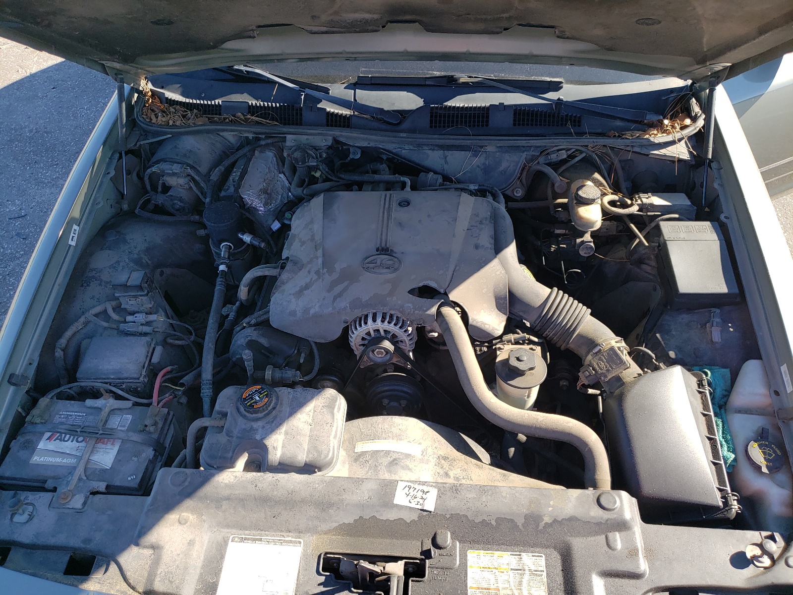 2MEFM74W2WX657610 1998 Mercury Grand Marquis Gs