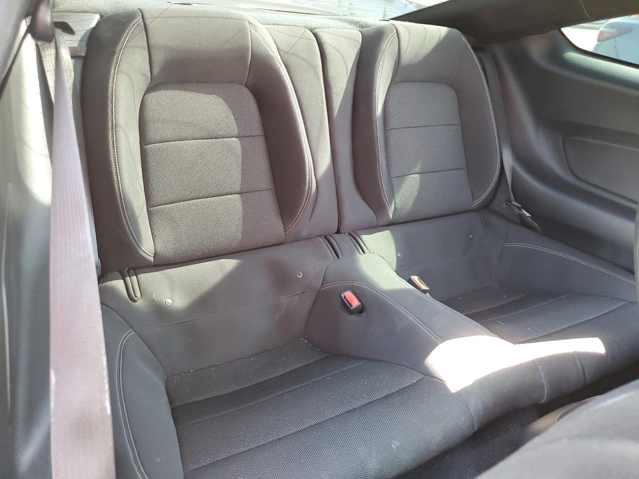 2015 Ford Mustang VIN: 1FA6P8AM2F5319018 Lot: 62313224