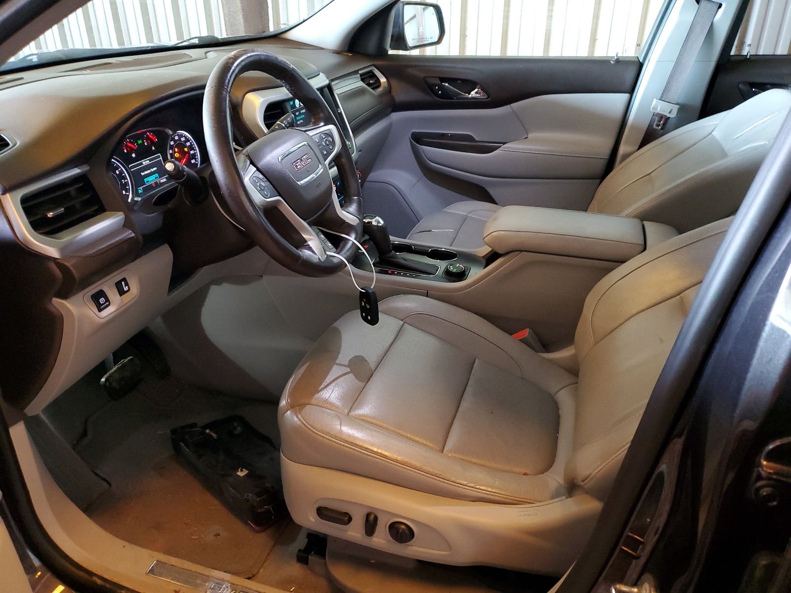 1GKKNNLS6HZ201014 2017 GMC Acadia Slt-2