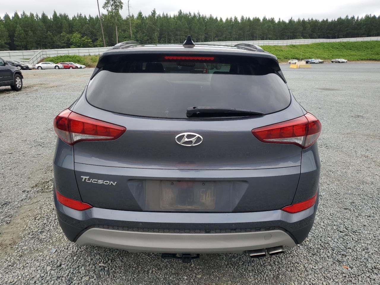 KM8J33A20JU633620 2018 Hyundai Tucson Value