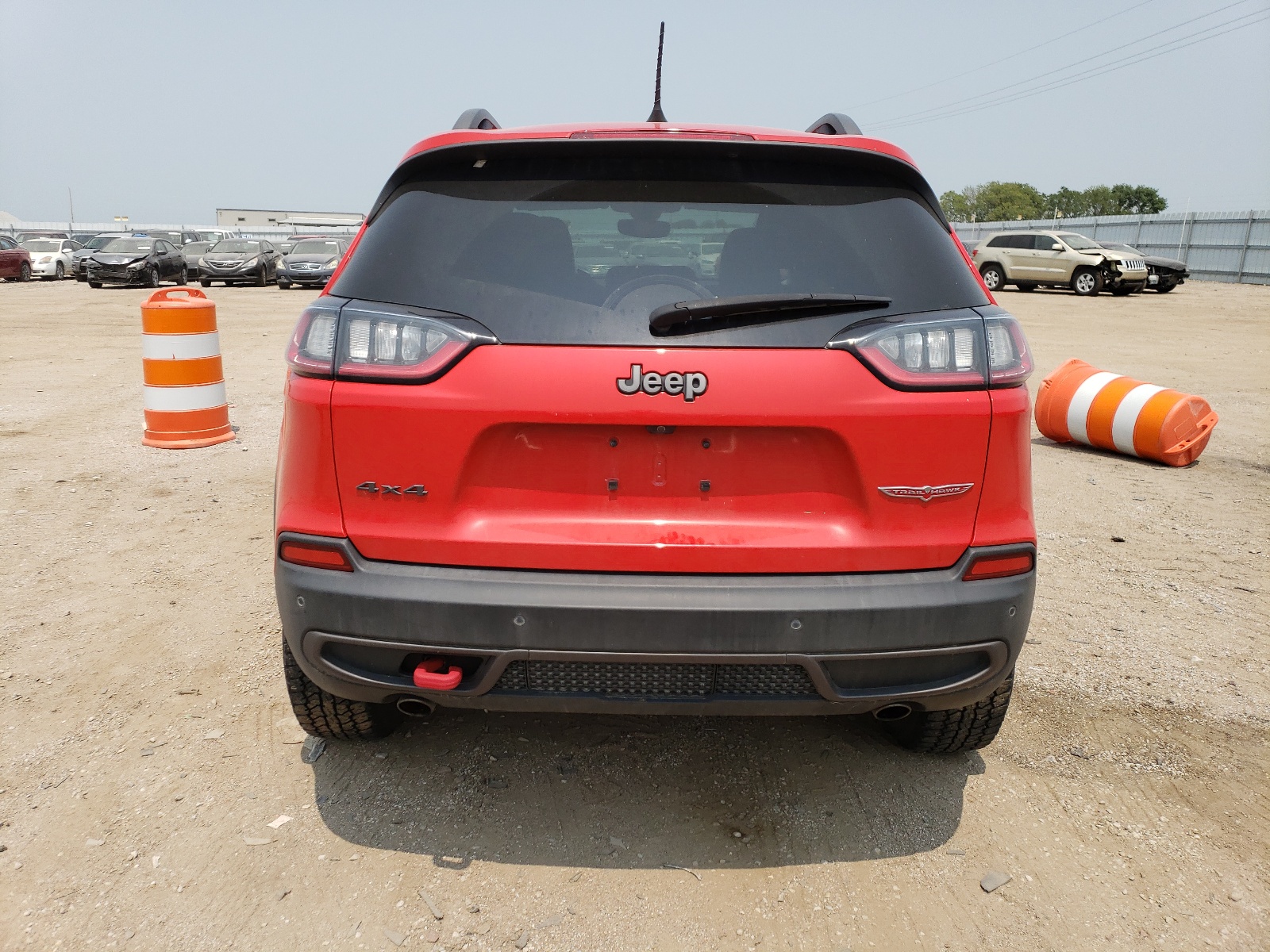 1C4PJMBX5KD446850 2019 Jeep Cherokee Trailhawk