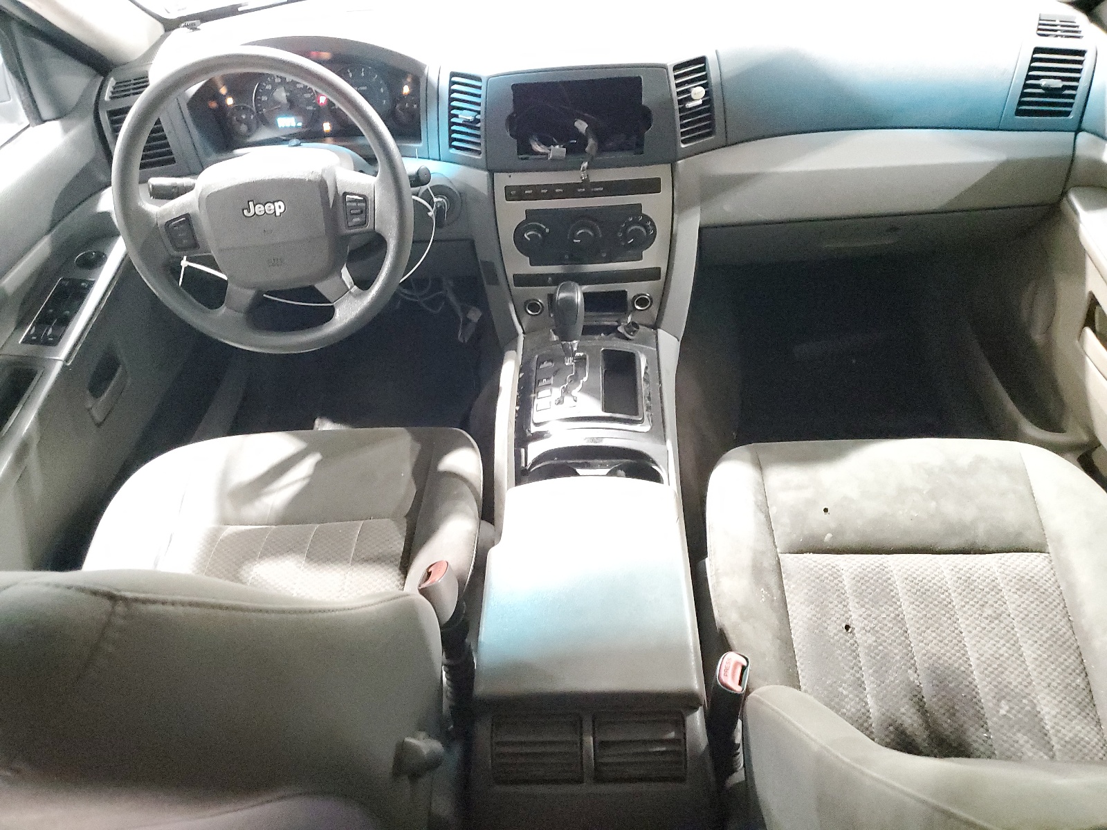 1J4GR48K16C313335 2006 Jeep Grand Cherokee Laredo