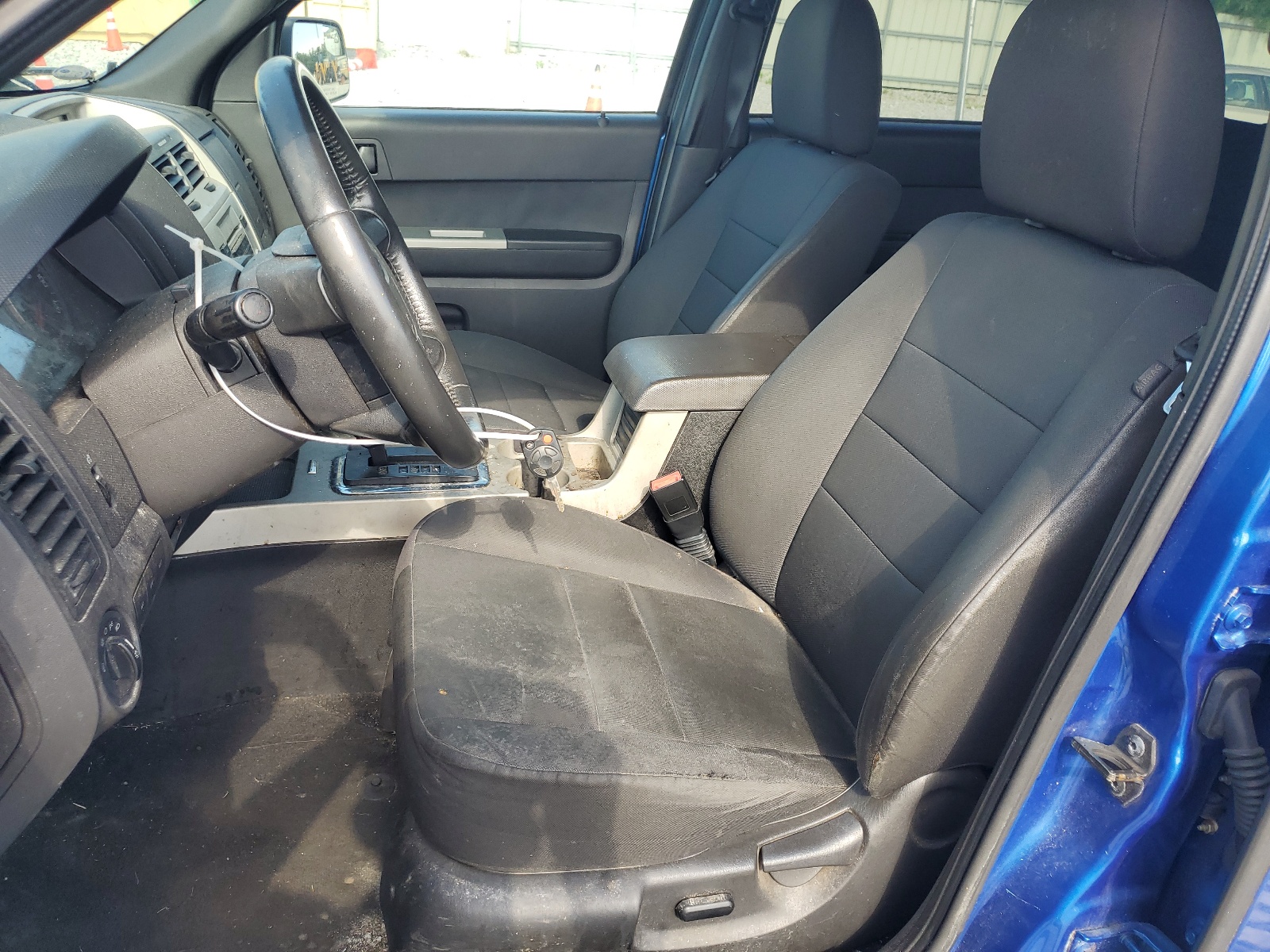 1FMCU0D76BKA13203 2011 Ford Escape Xlt