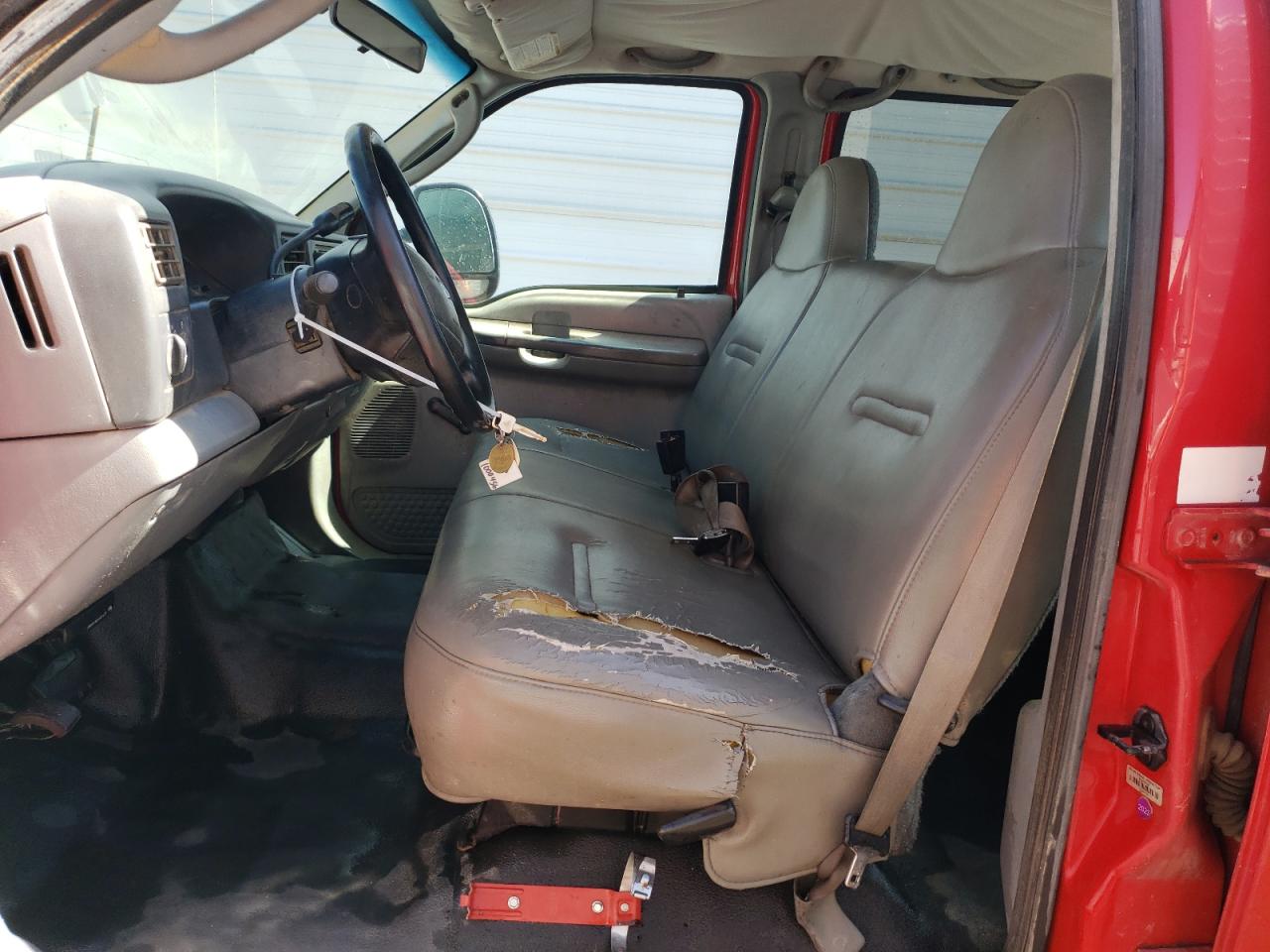 2004 Ford F250 - Image 7
