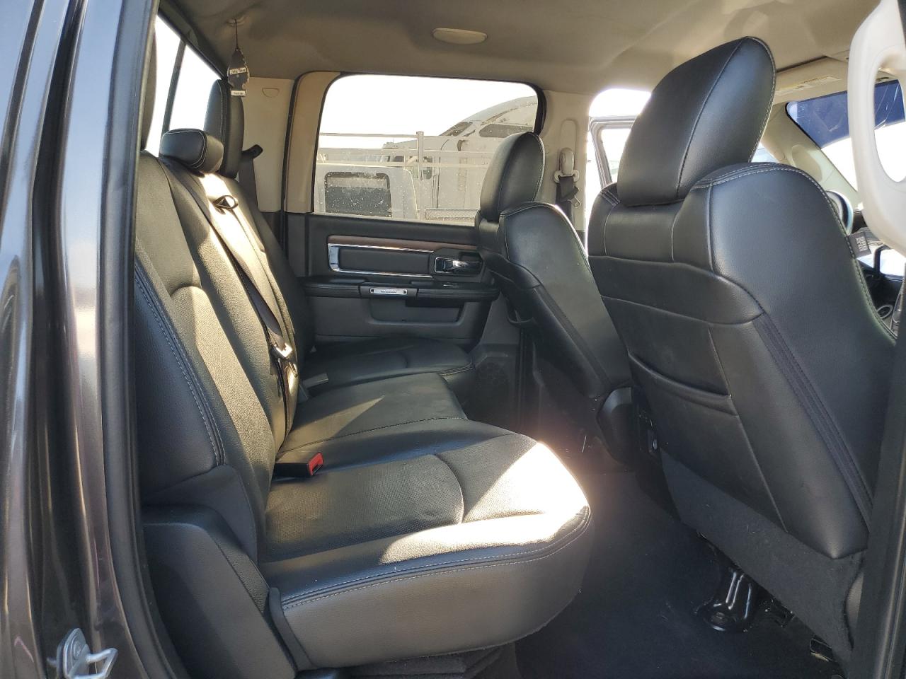 2017 Ram 3500 Laramie VIN: 3C63RRJL2HG737019 Lot: 60767664