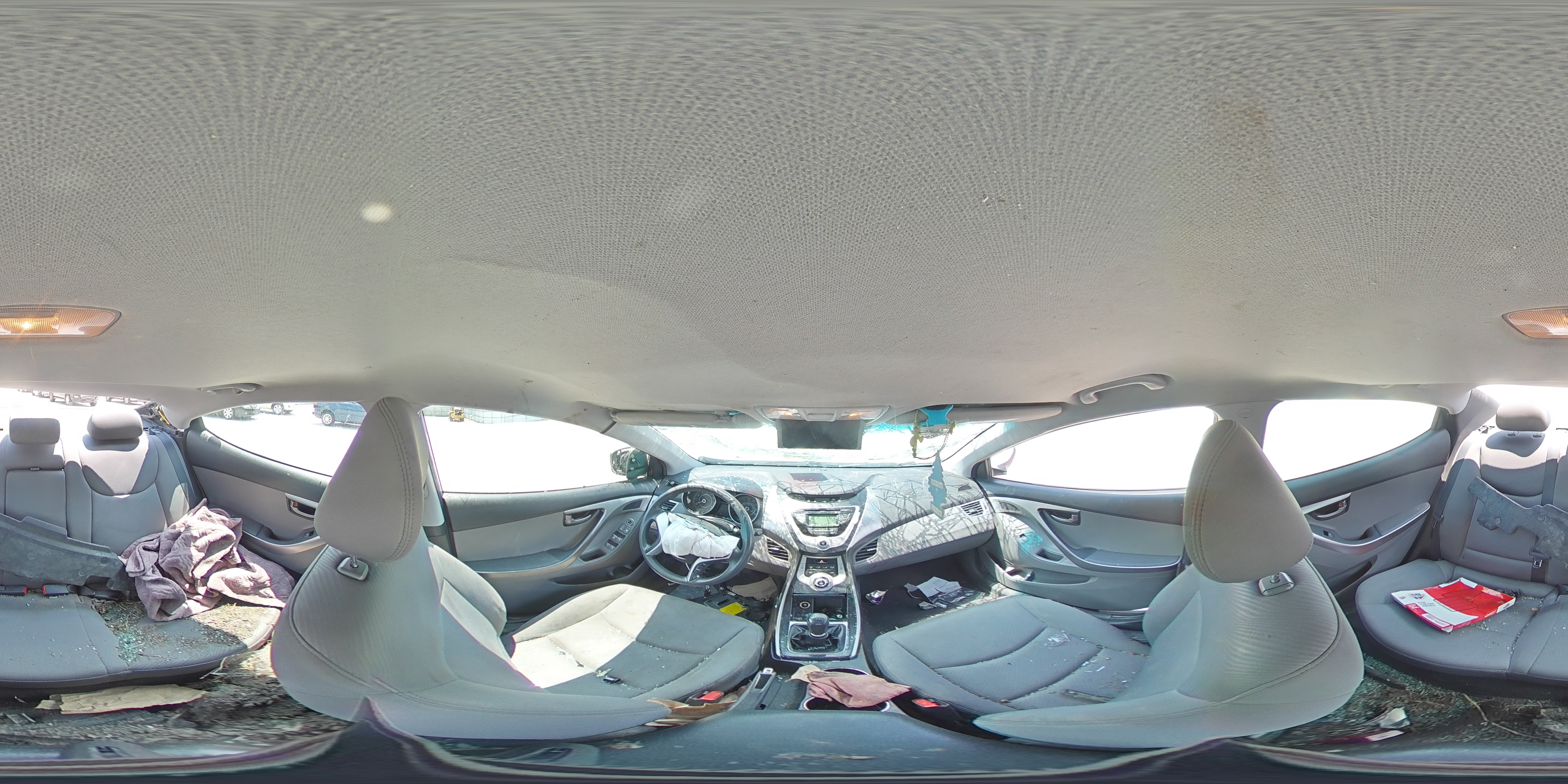 2012 Hyundai Elantra - Image 12