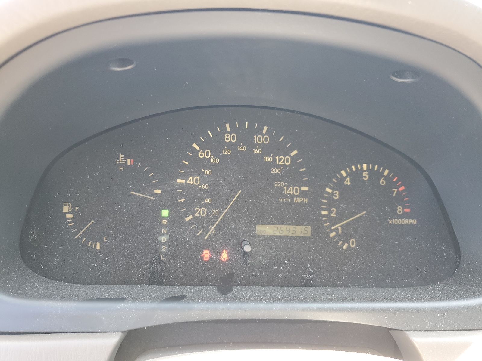 JT6GF10U1Y0071913 2000 Lexus Rx 300