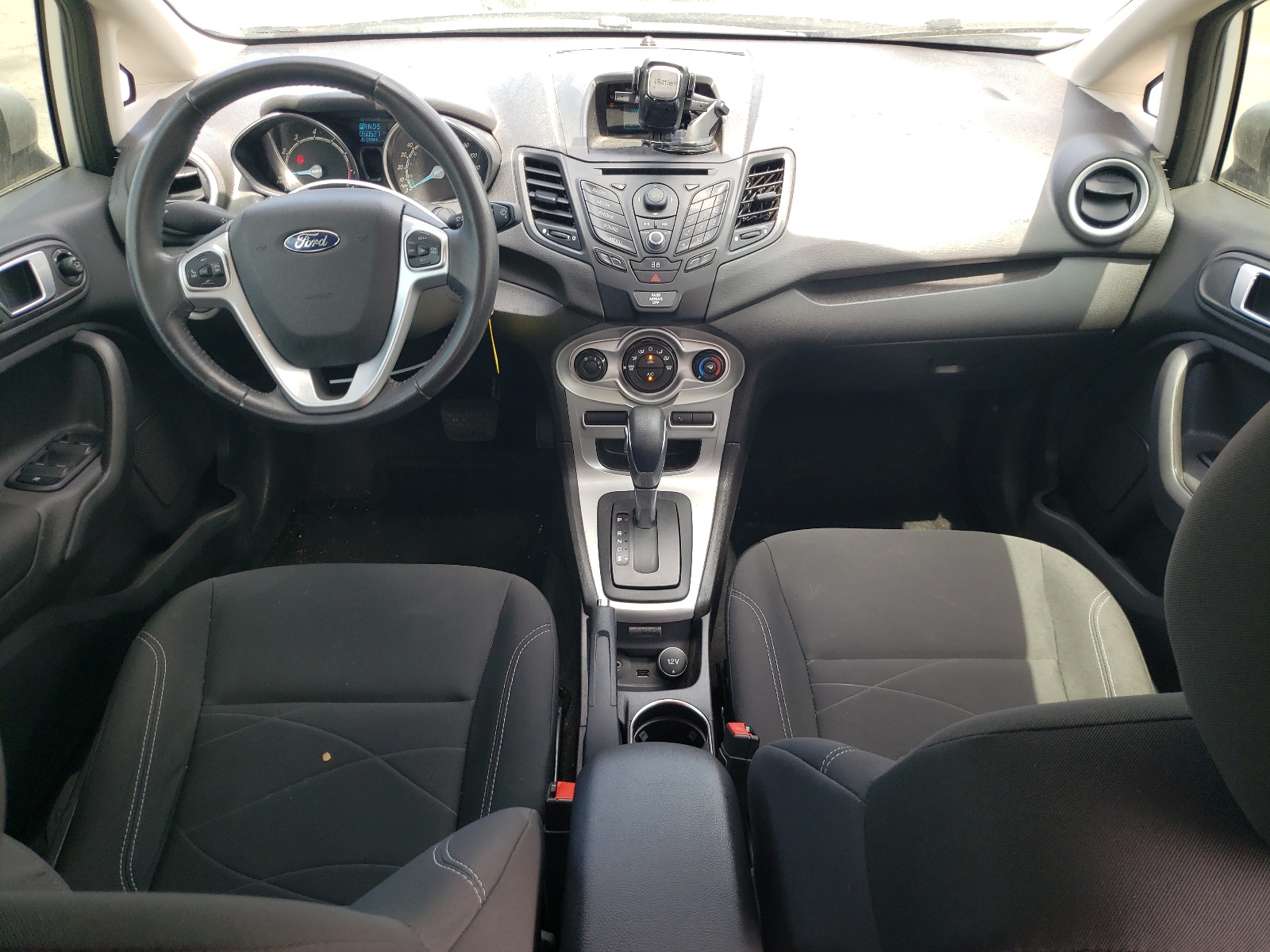 3FADP4EJXEM180233 2014 Ford Fiesta Se