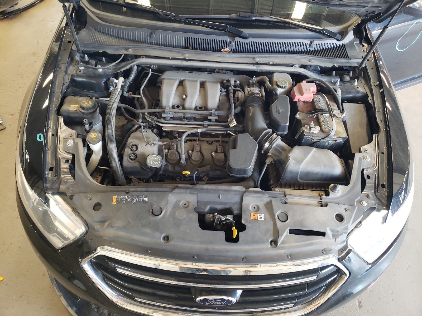 1FAHP2F81EG174672 2014 Ford Taurus Limited