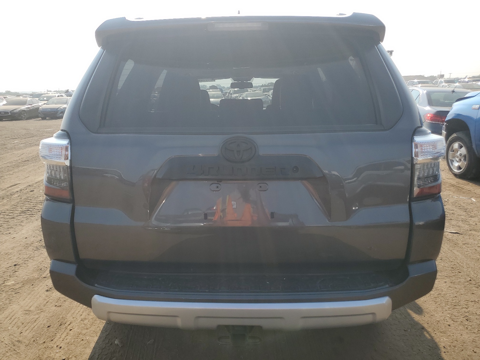 JTEBU5JR5K5642917 2019 Toyota 4Runner Sr5