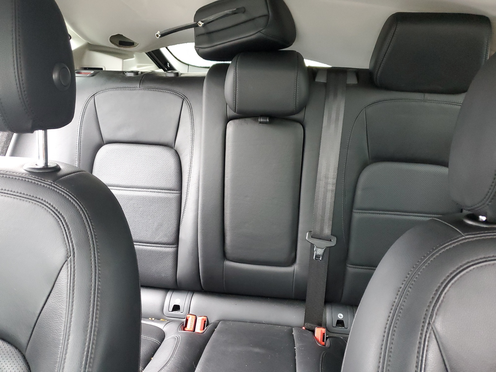 SADFP2FX3K1Z65586 2019 Jaguar E-Pace Se