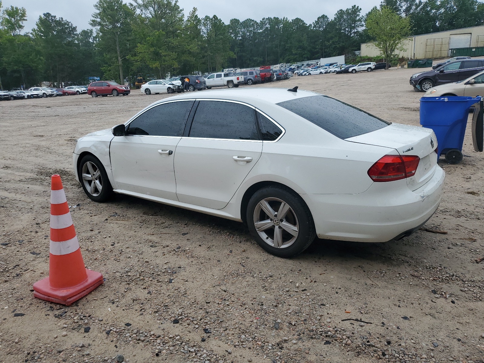 2013 Volkswagen Passat Se vin: 1VWBP7A35DC050528