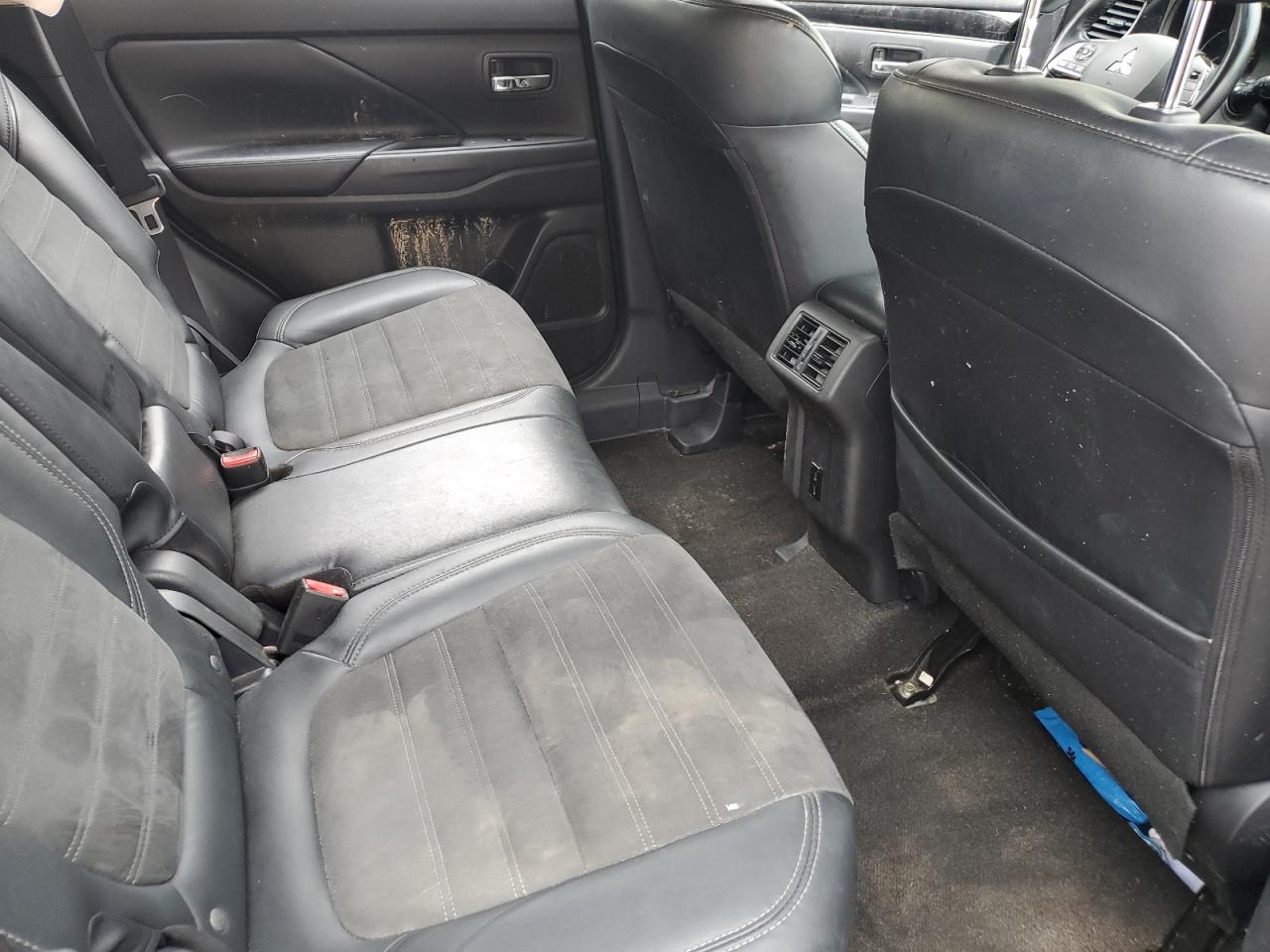 2020 Mitsubishi Outlander Se VIN: JA4AZ3A38LZ044214 Lot: 63682984