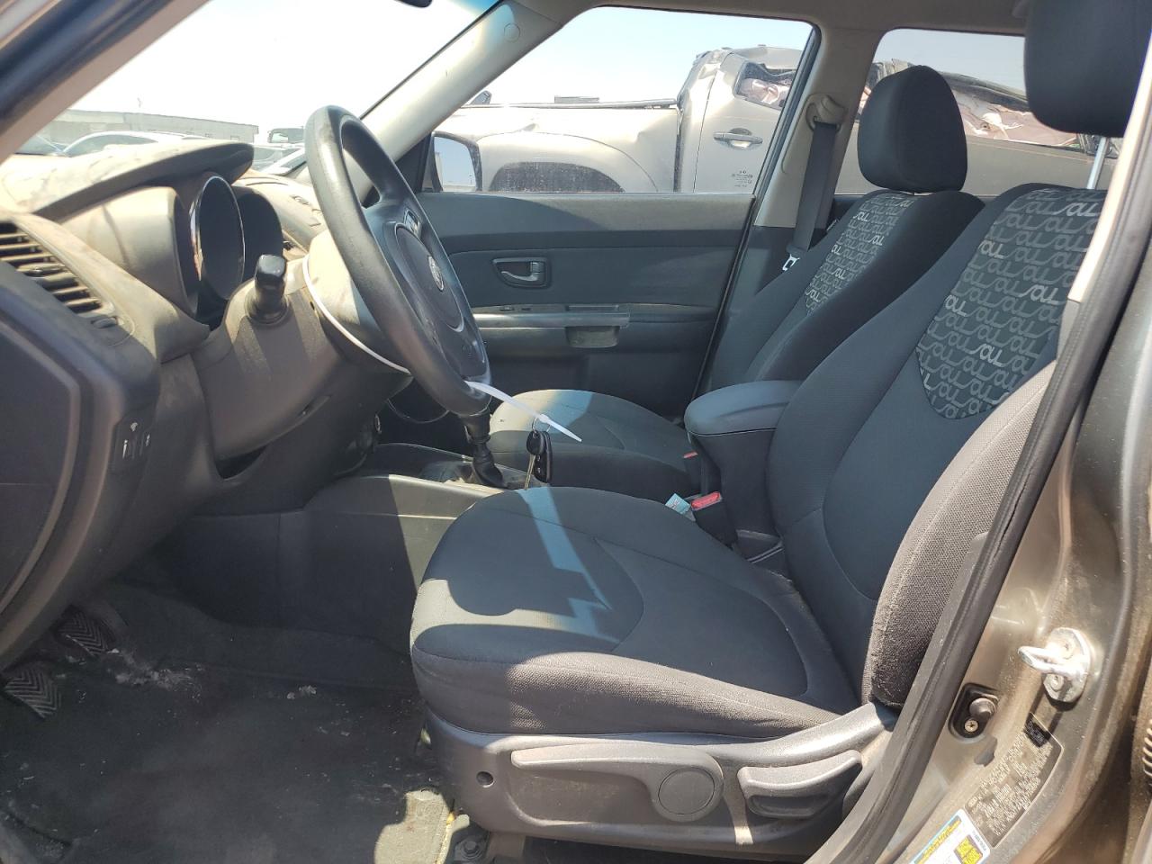 2010 Kia Soul + VIN: KNDJT2A21A7108806 Lot: 64778964