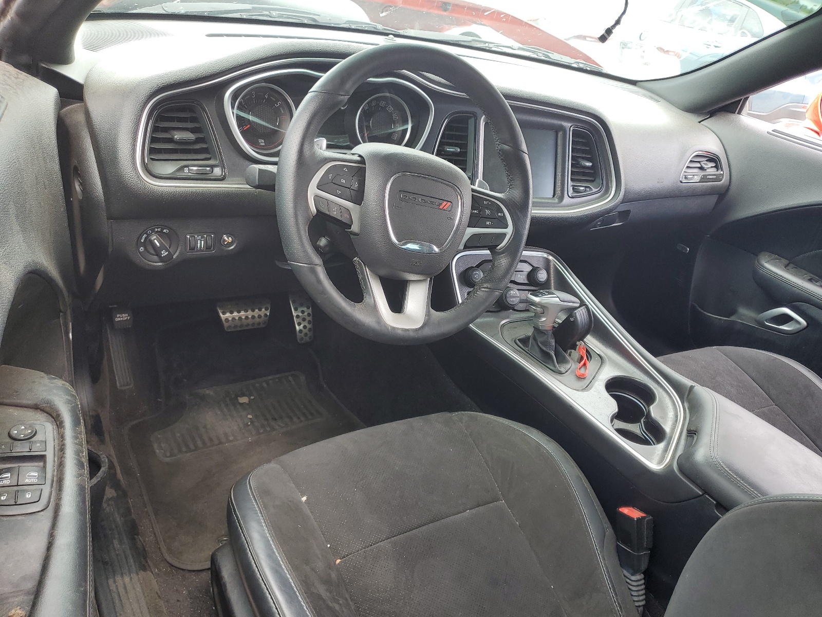 2C3CDZFJ5GH331897 2016 Dodge Challenger R/T Scat Pack