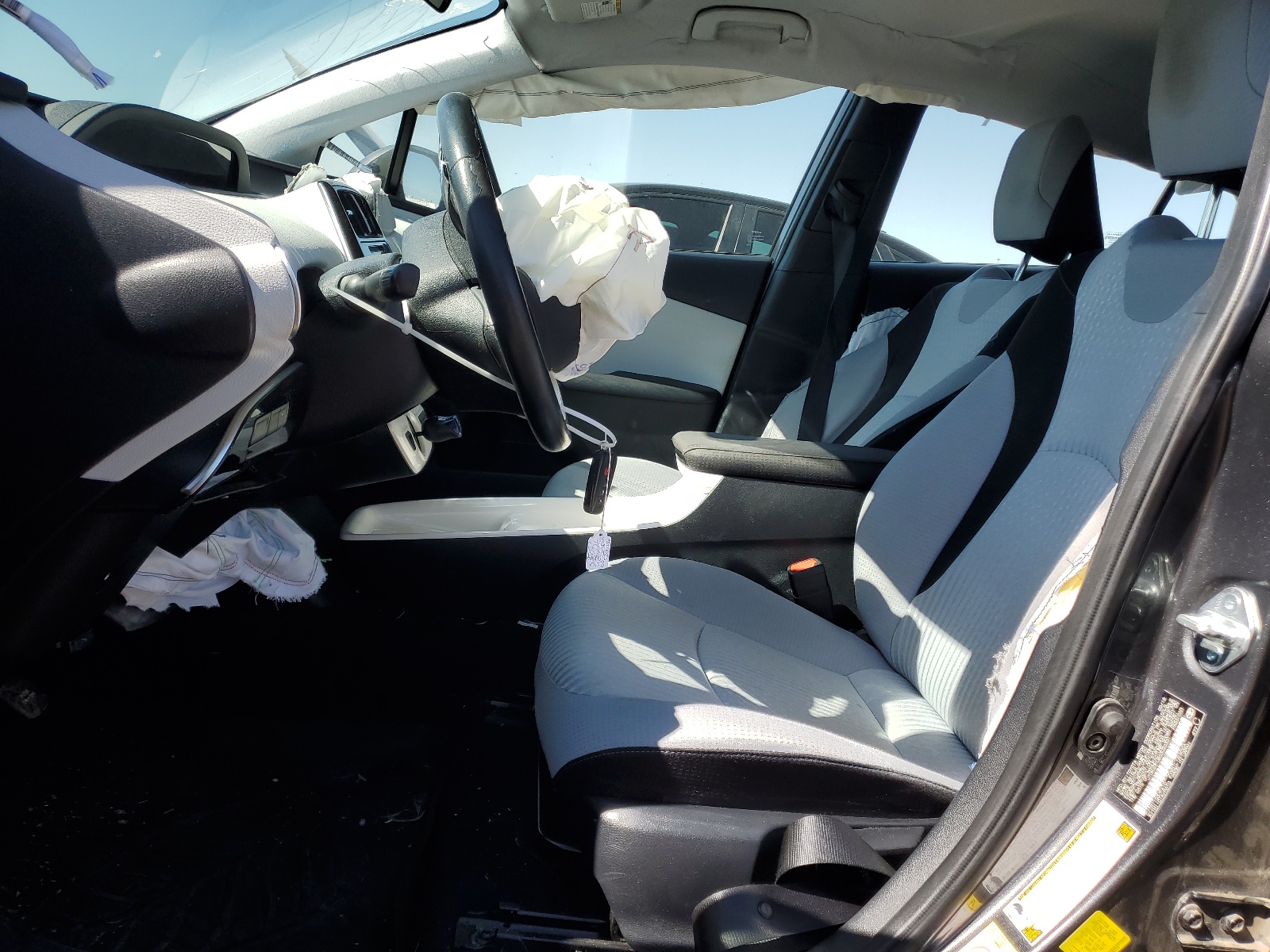 JTDKARFU8G3023331 2016 Toyota Prius