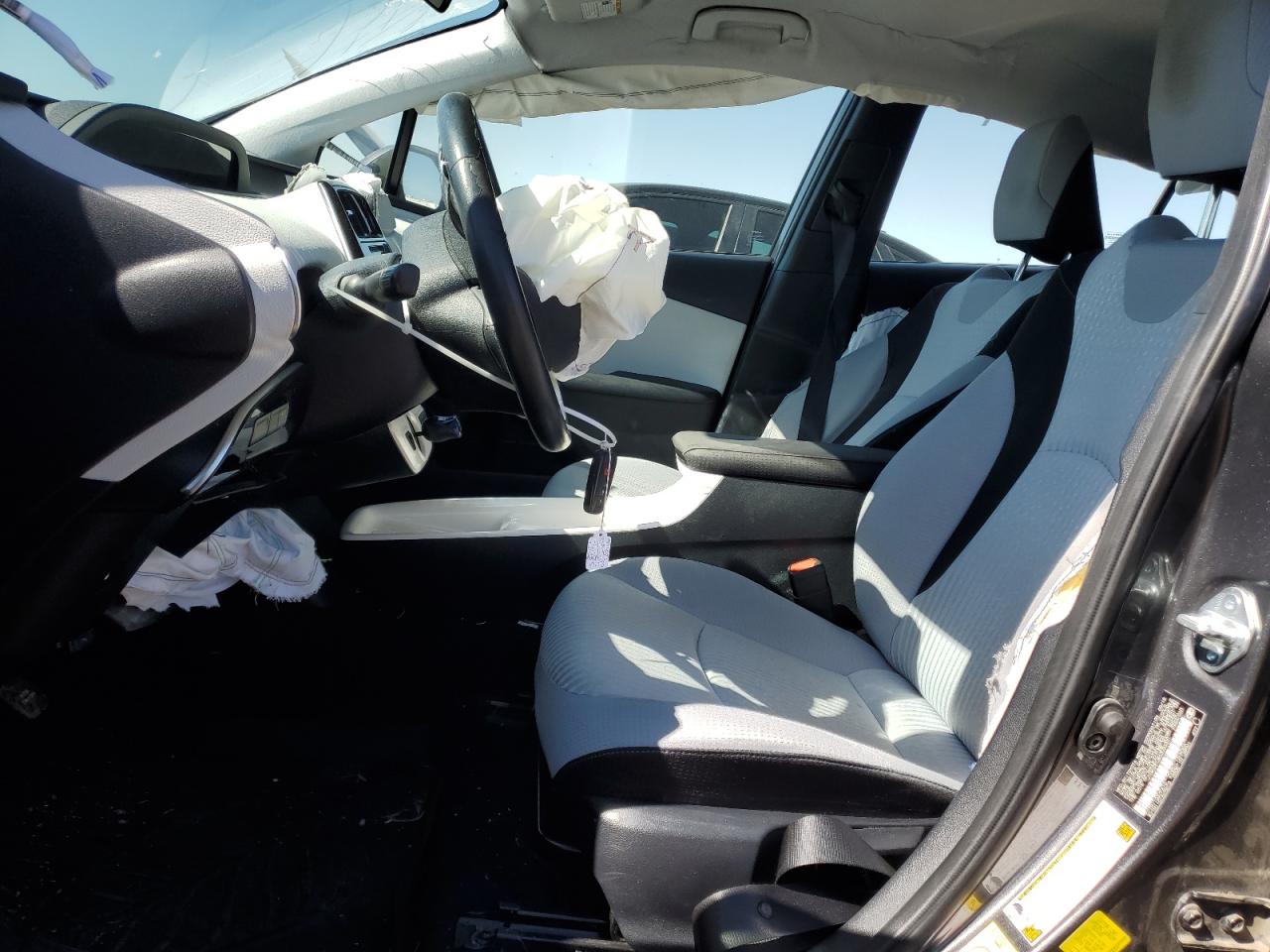 2016 Toyota Prius VIN: JTDKARFU8G3023331 Lot: 61956414