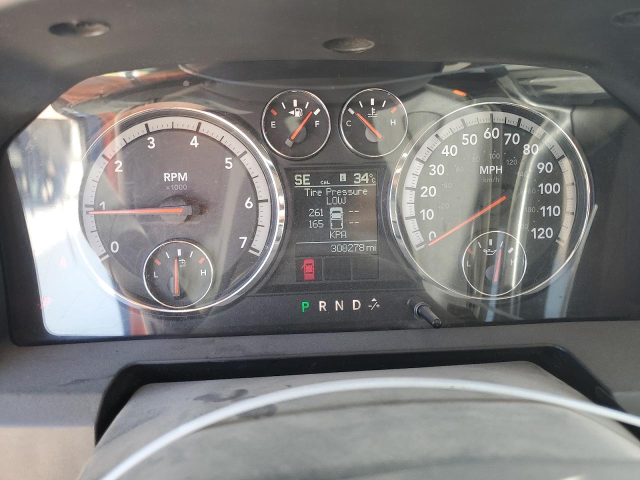 2010 Dodge Ram 1500 VIN: 1D7RB1CT2AS249389 Lot: 61762804