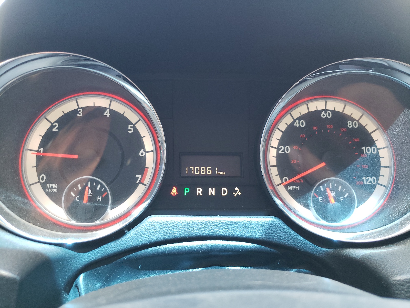 2C4RDGBG4ER230569 2014 Dodge Grand Caravan Se