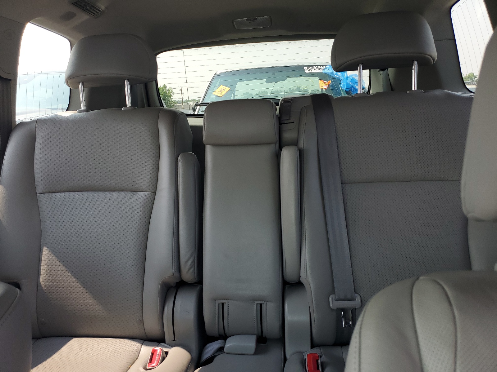 JTEDC3EH3B2000330 2011 Toyota Highlander Hybrid Limited