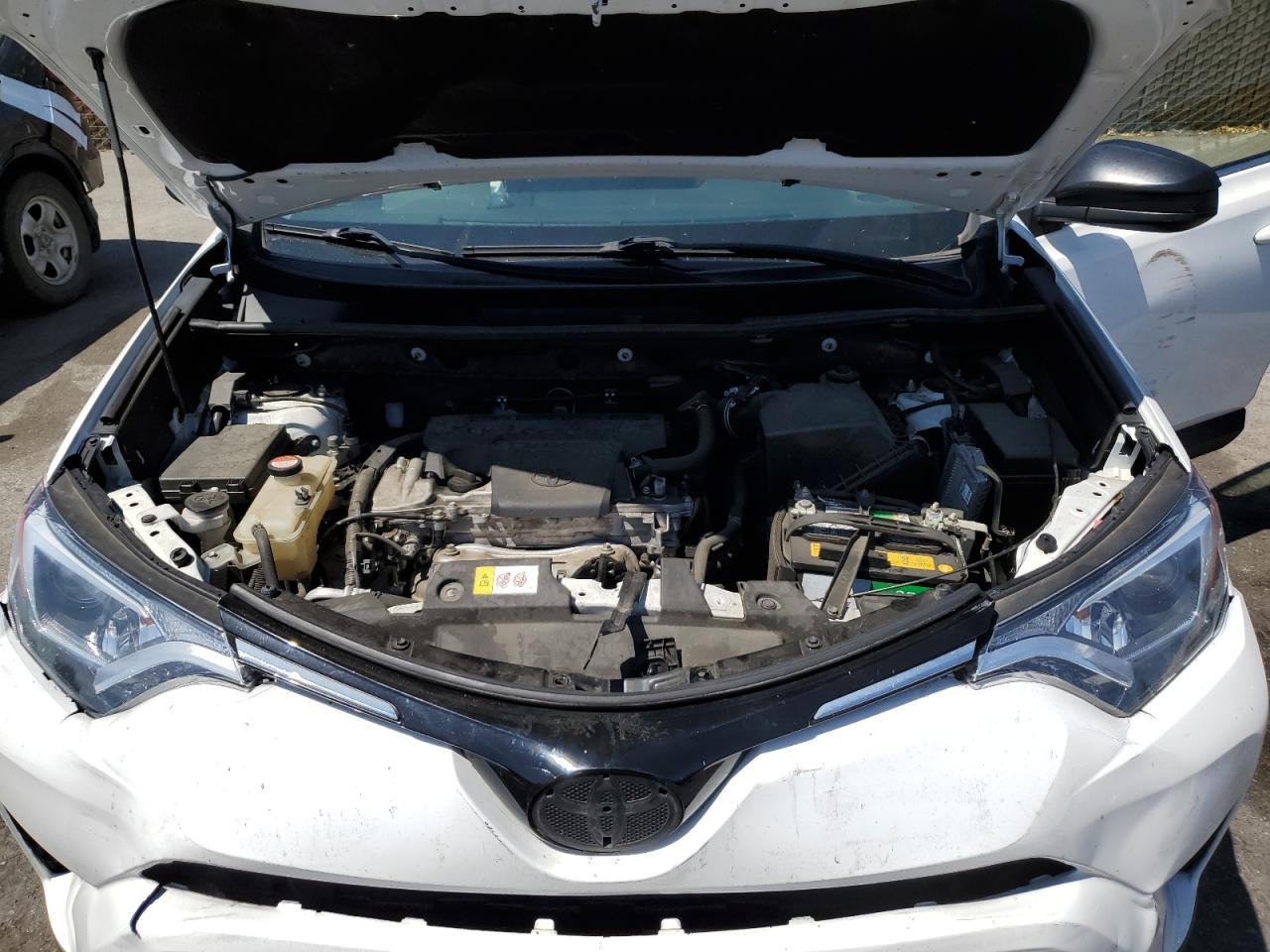 2016 Toyota Rav4 Le VIN: JTMZFREV4GJ097187 Lot: 64093504