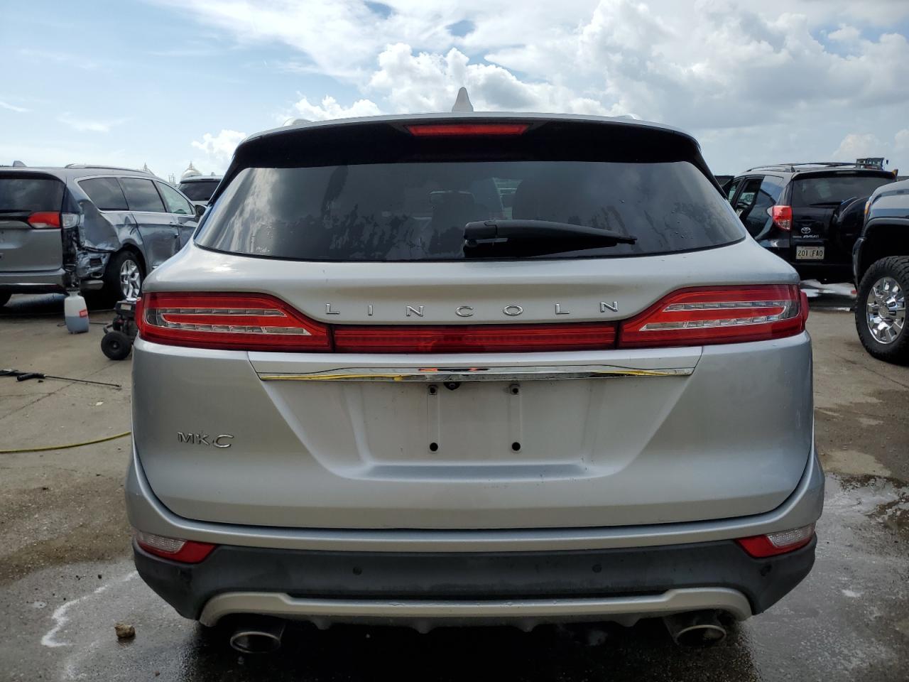 2019 Lincoln Mkc VIN: 5LMCJ1C92KUL43567 Lot: 63275274