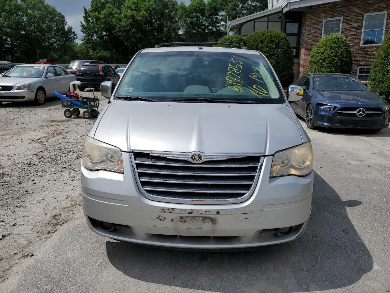 2008 Chrysler Town & Country Touring VIN: 2A8HR54P68R133272 Lot: 61728534
