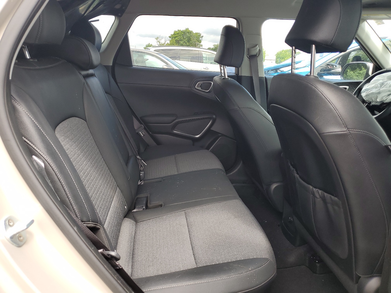 KNDJ33AU5L7109869 2020 Kia Soul Ex