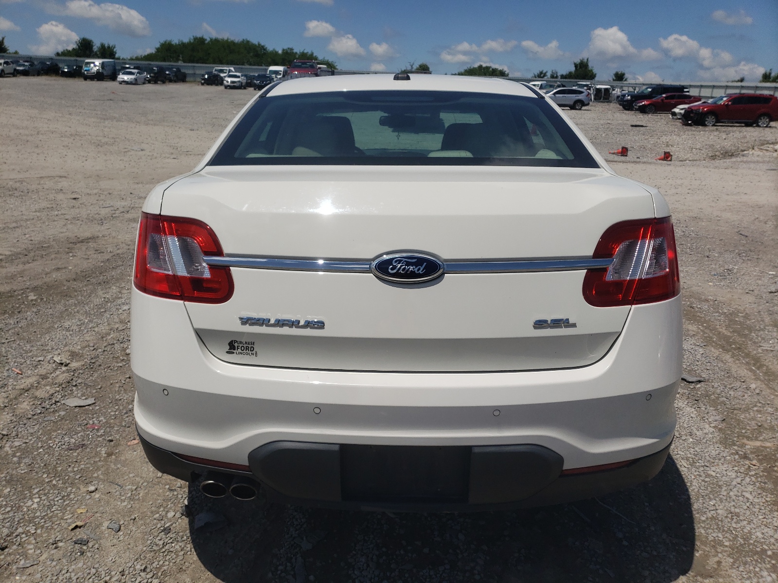 1FAHP2EW4CG132686 2012 Ford Taurus Sel