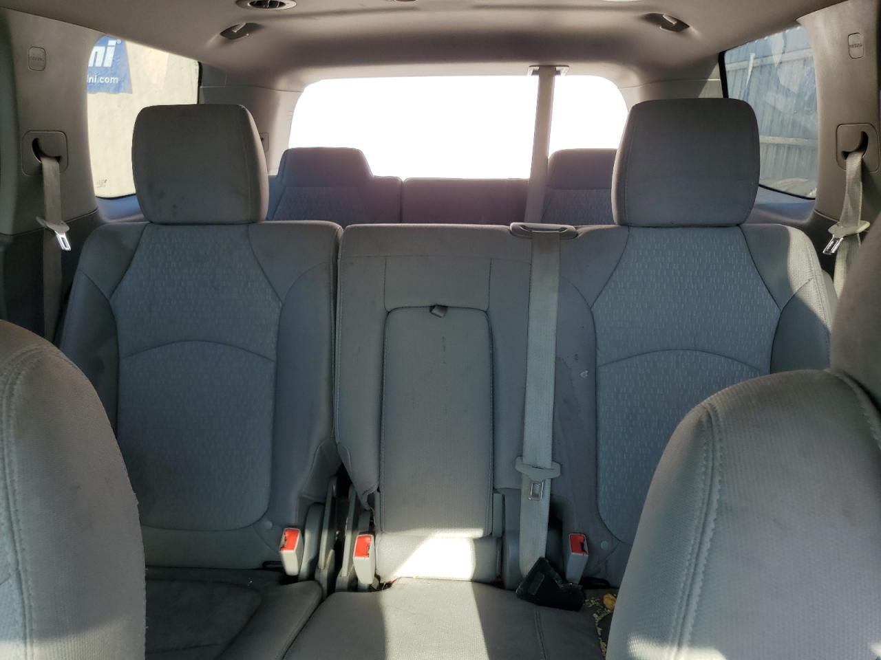 2015 GMC Acadia - Image 10