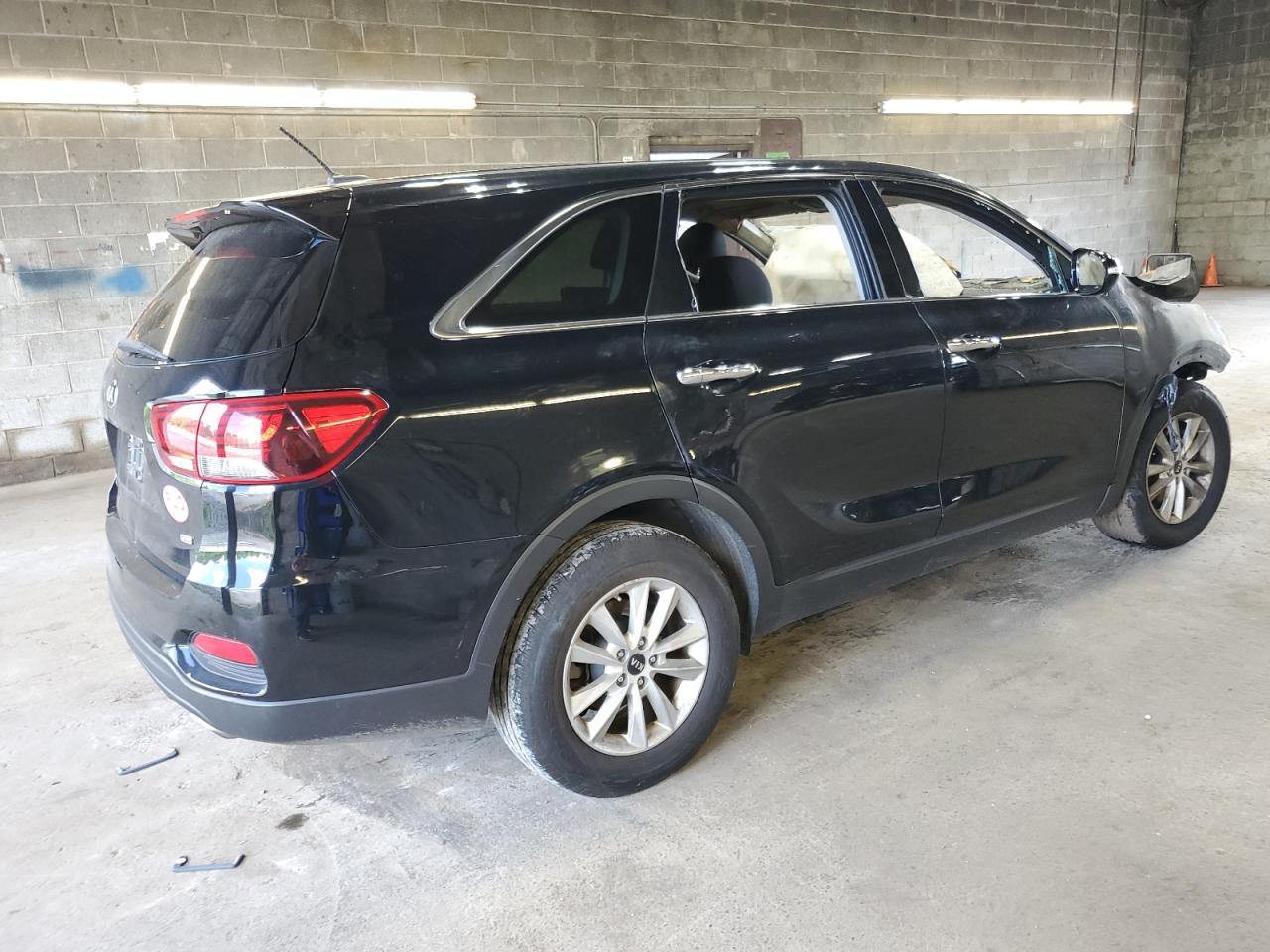 2019 Kia Sorento - Image 3