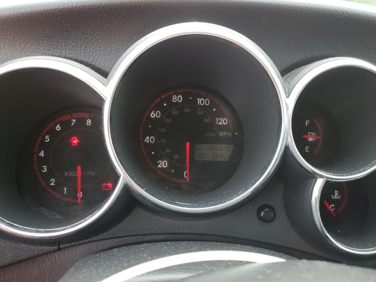 2005 Toyota Corolla Matrix Xr VIN: 2T1KR32E85C498647 Lot: 63883824