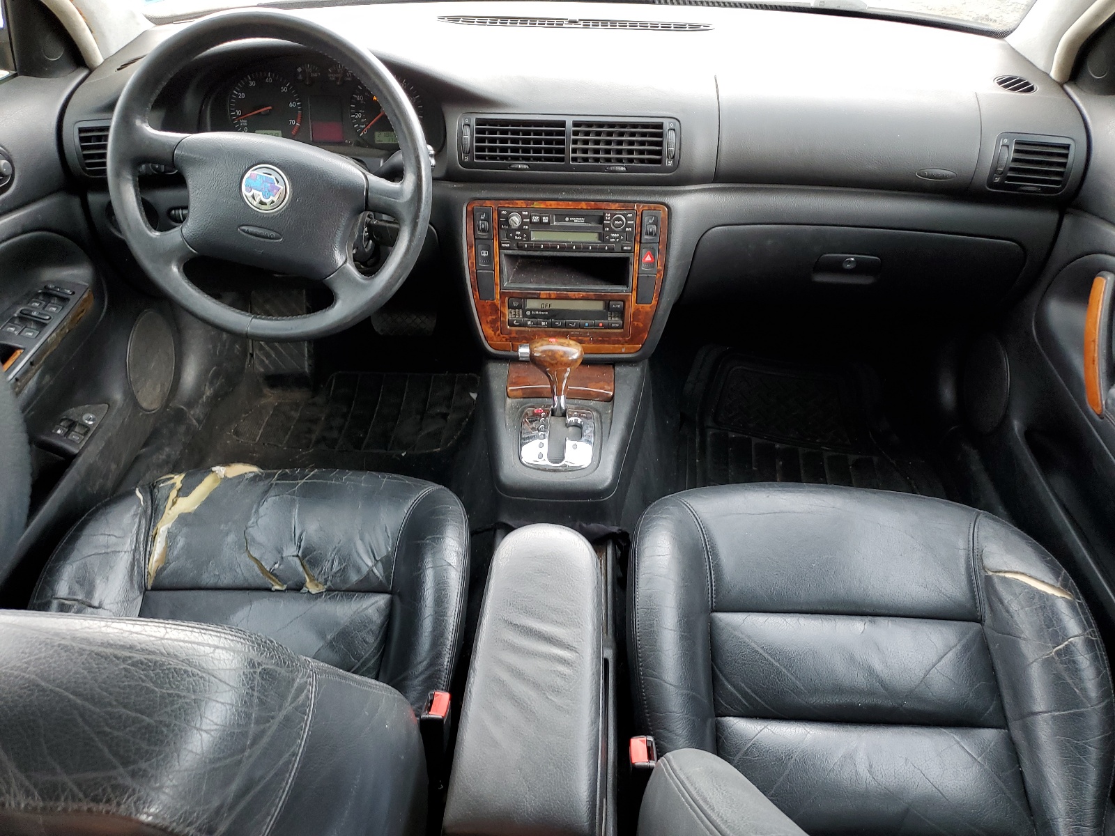 WVWUH23B1YE318484 2000 Volkswagen Passat Glx 4Motion