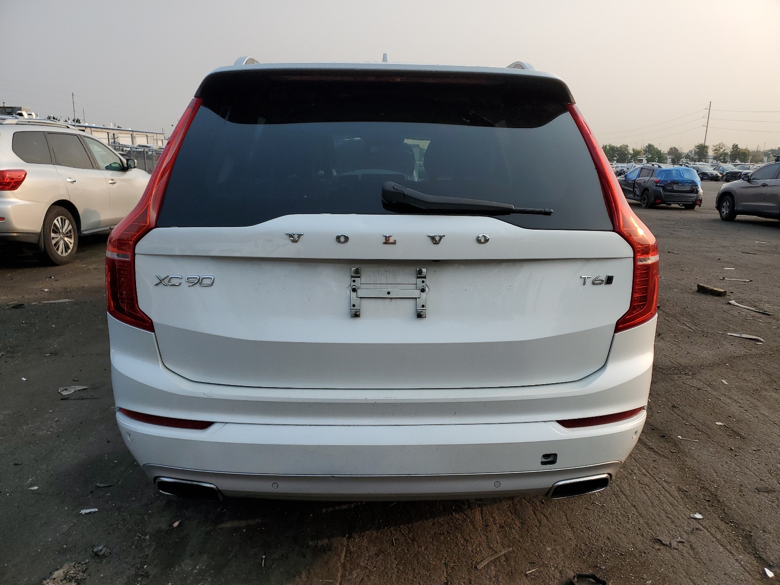 YV4A22PK1G1018042 2016 Volvo Xc90 T6