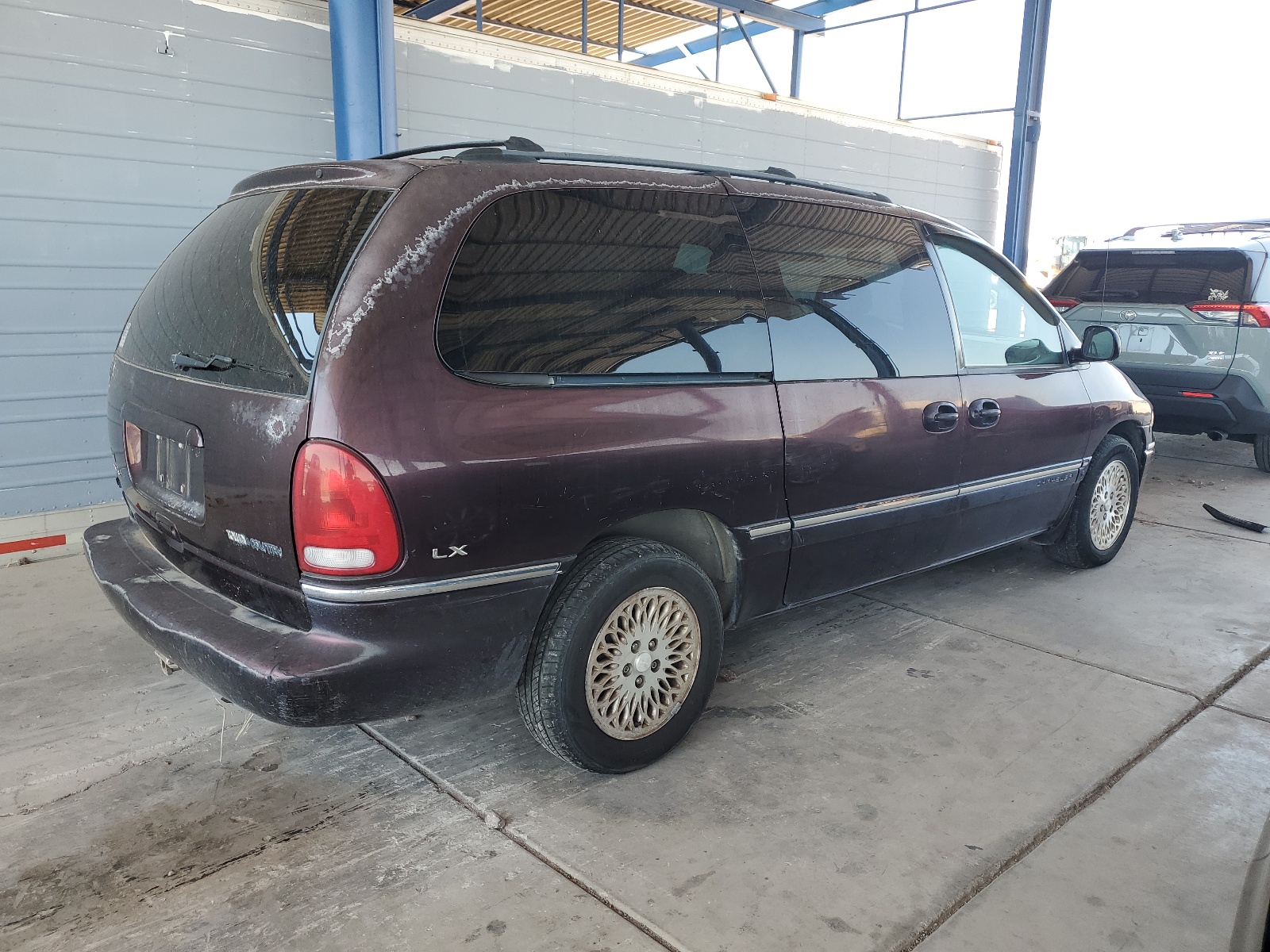 1c4gp54l6vb203241 1C4GP54L6VB203241 1997 Chrysler Town & Country Lx
