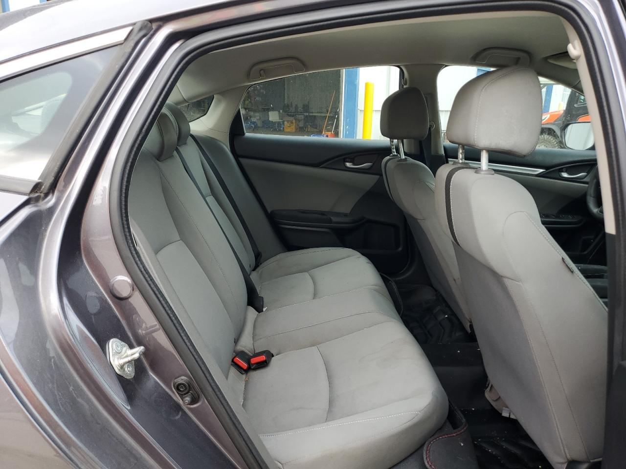 19XFC2F55GE205301 2016 Honda Civic Lx