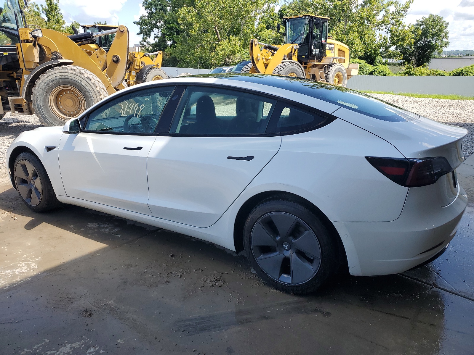 2022 Tesla Model 3 vin: 5YJ3E1EBXNF273406