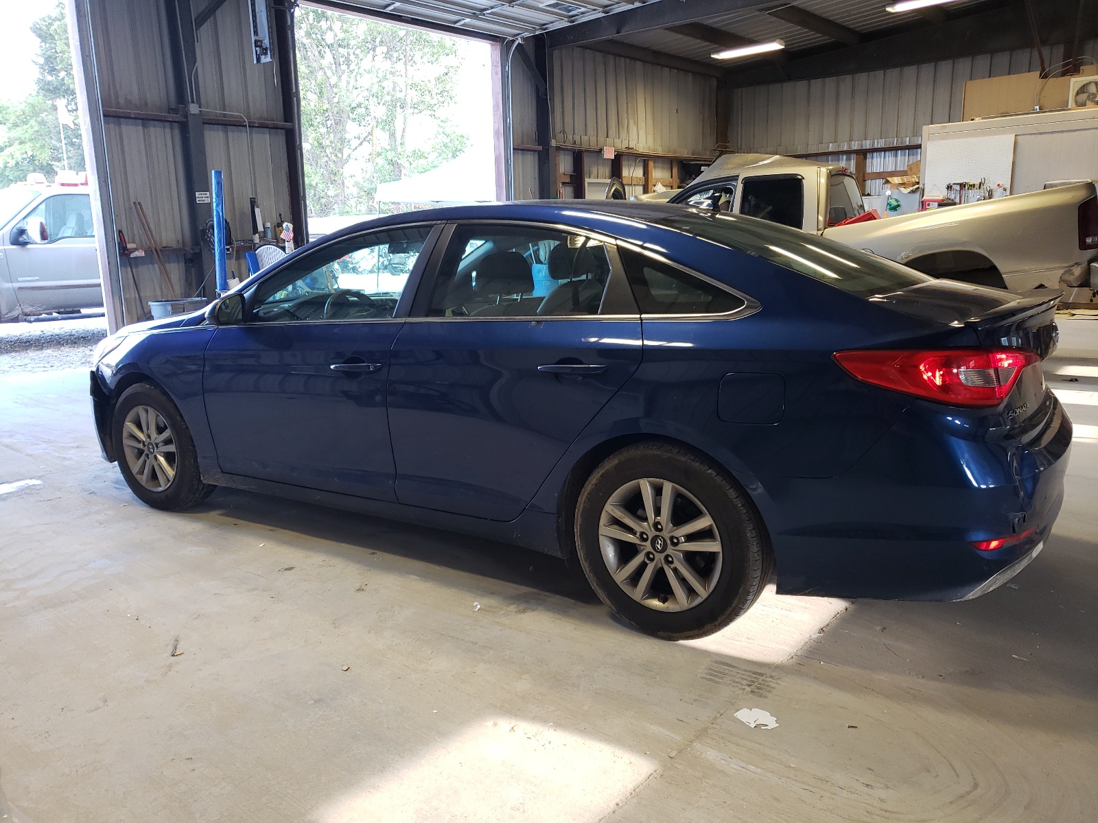 2016 Hyundai Sonata Se vin: 5NPE24AF2GH352715