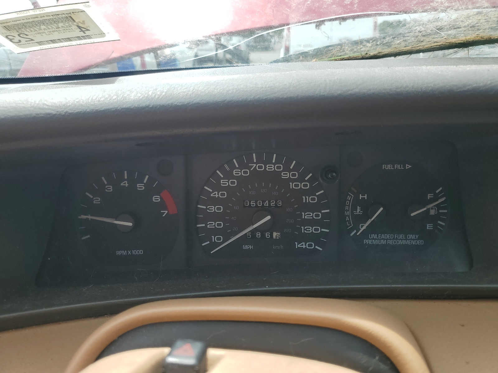 1LNLM91V9SY758693 1995 Lincoln Mark Viii Base