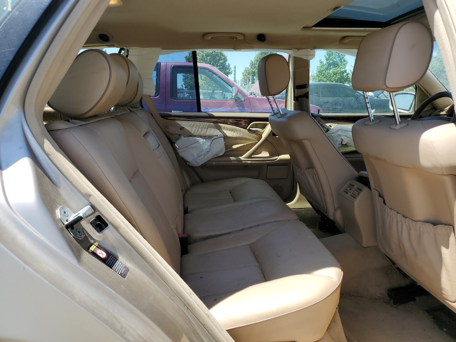 WDBJH82J9YX030097 2000 Mercedes-Benz E 320 4Matic