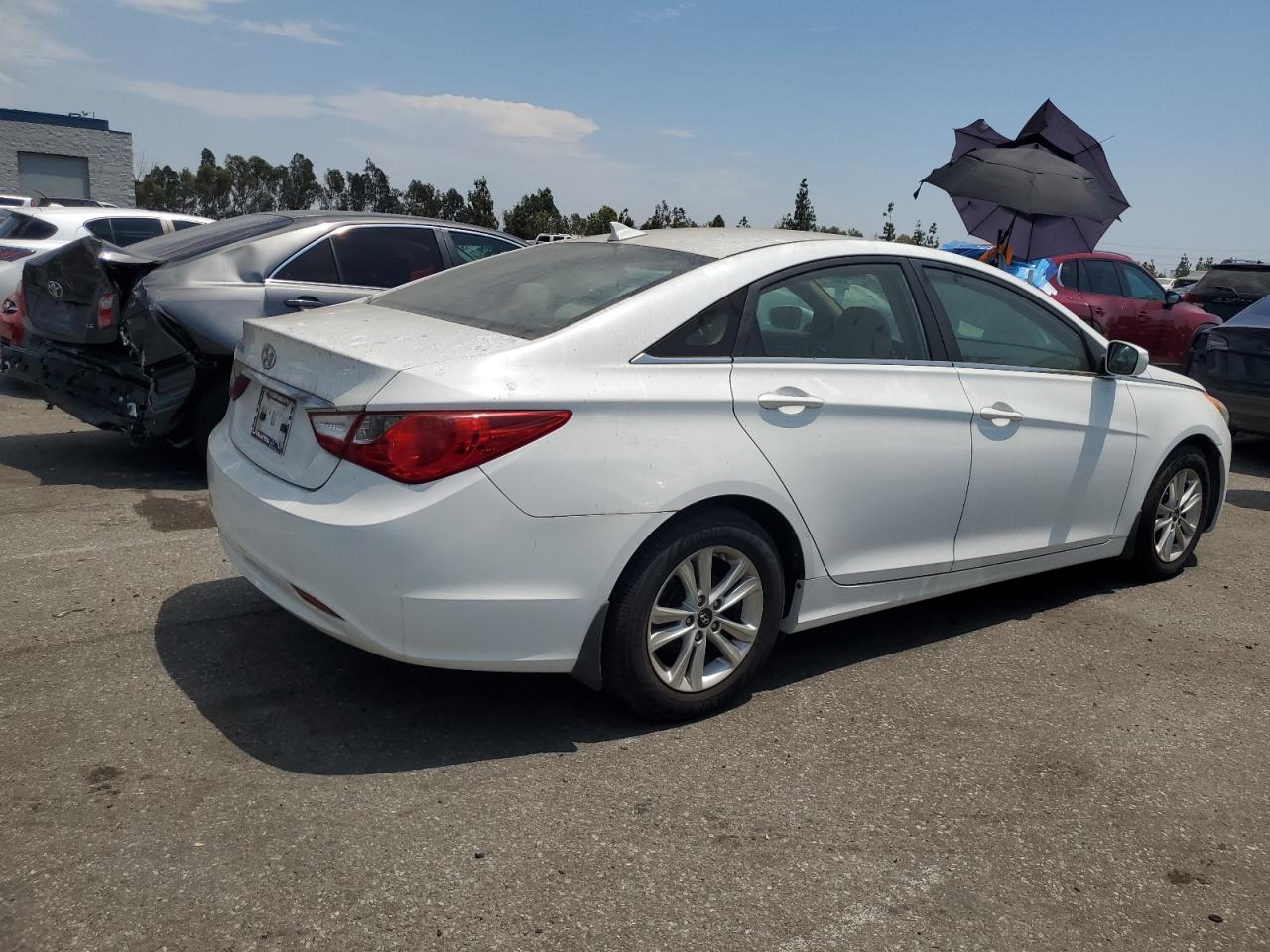 VIN 5NPEB4AC4DH711824 2013 HYUNDAI SONATA no.3