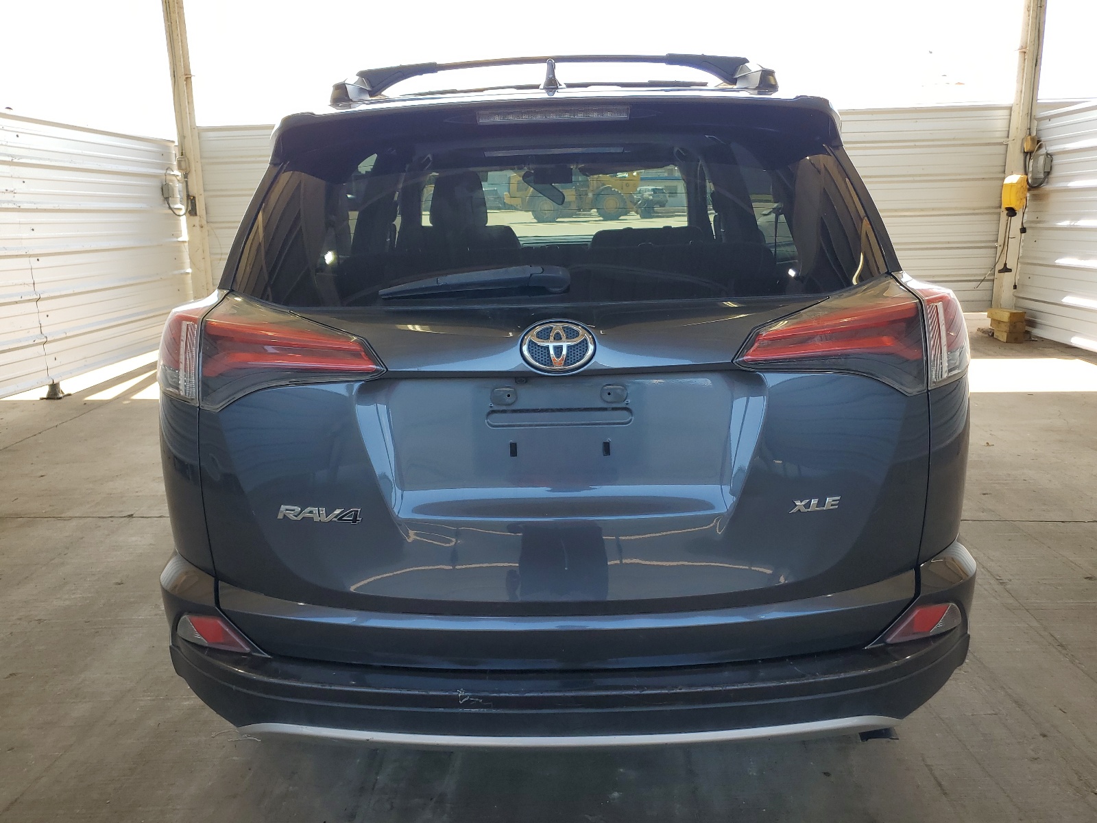 2016 Toyota Rav4 Xle vin: 2T3WFREV2GW250346