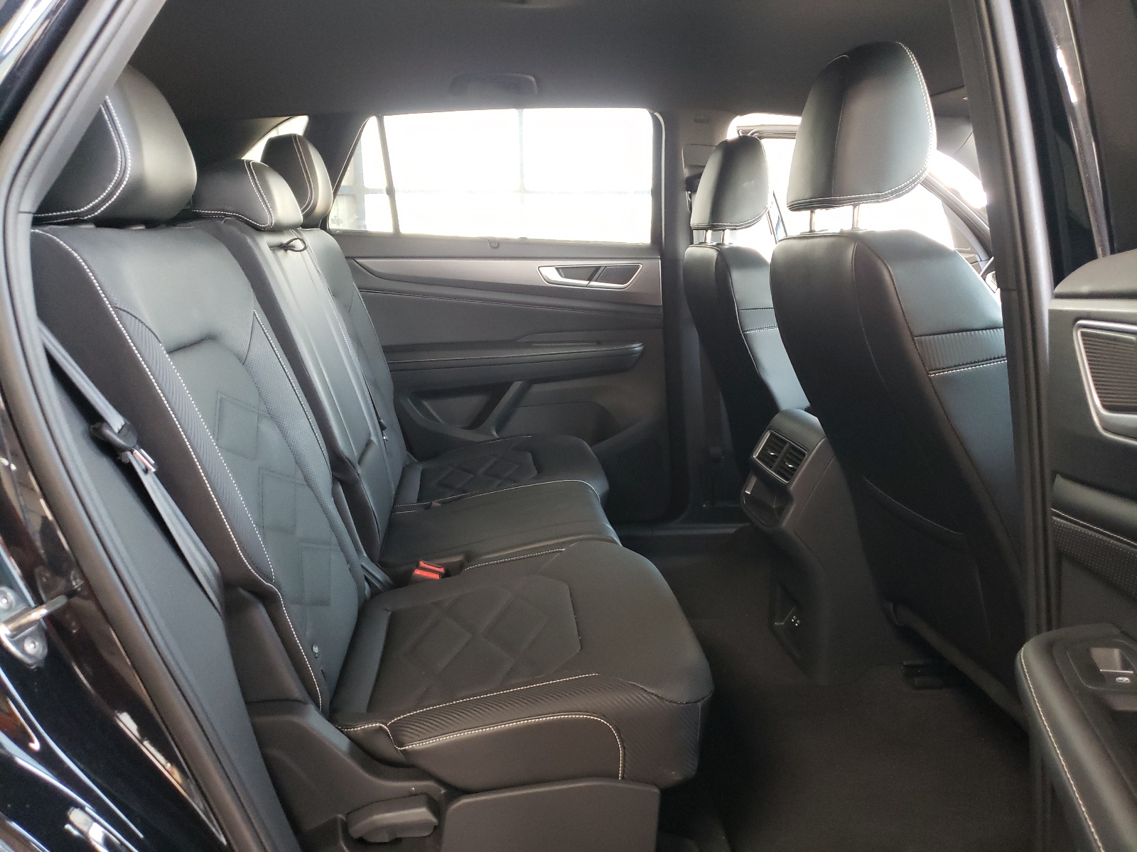 1V2HE2CA4RC221289 2024 Volkswagen Atlas Cross Sport Se