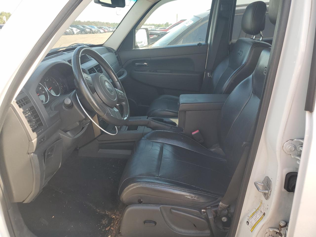 1C4PJMAK9CW210309 2012 Jeep Liberty Sport