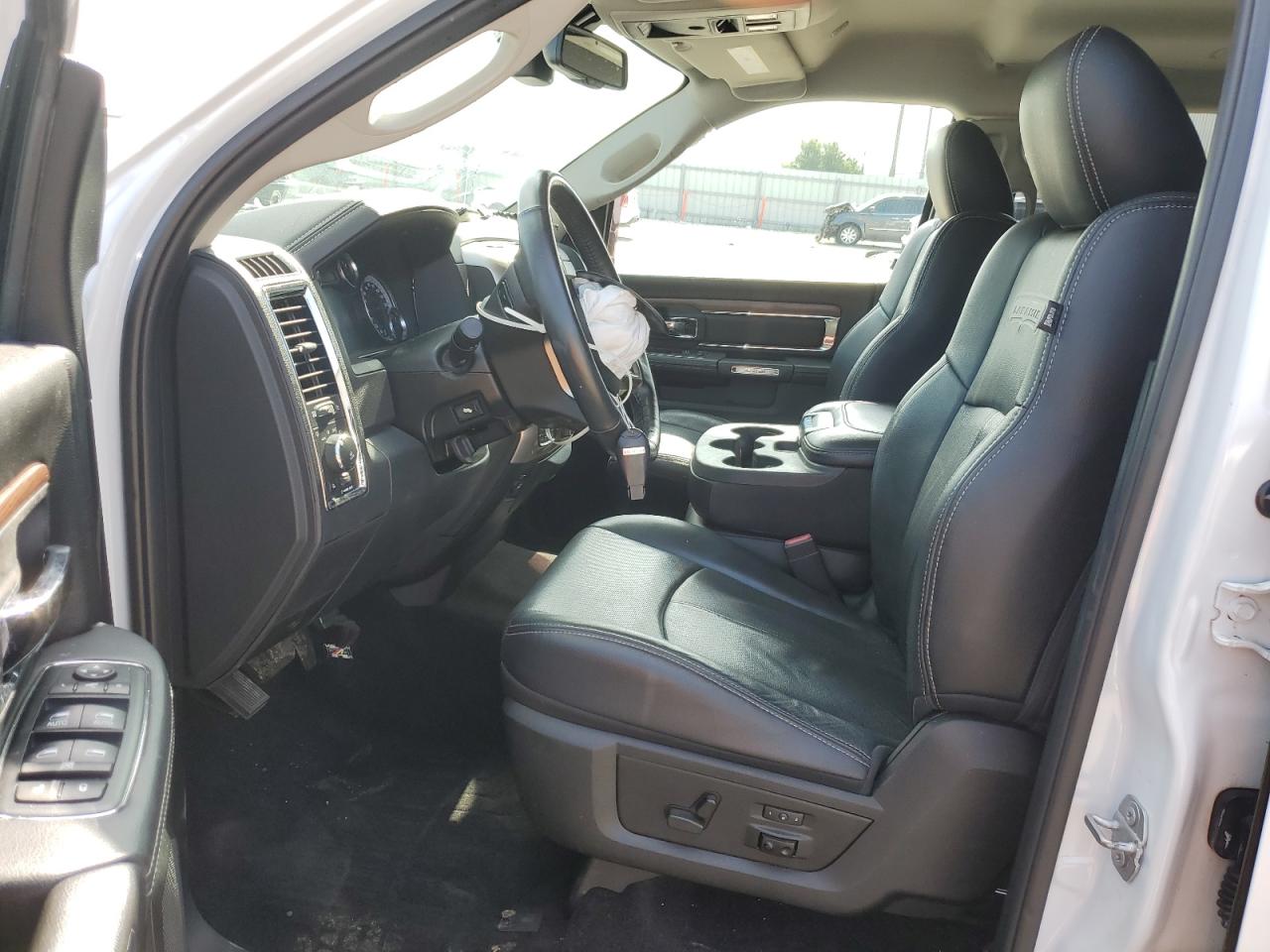 2018 Ram 1500 Laramie VIN: 1C6RR7NT1JS163228 Lot: 64886604