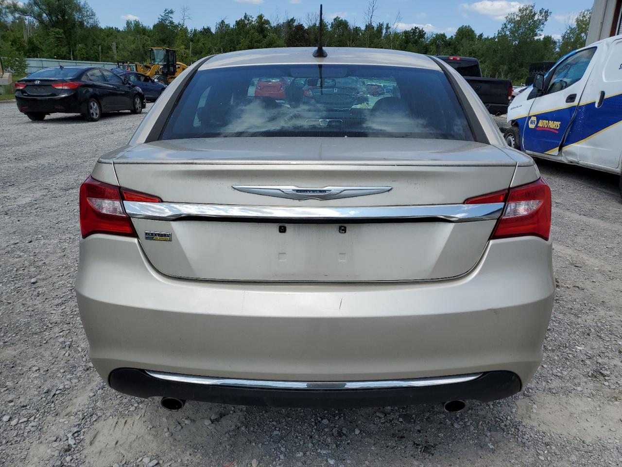 2014 Chrysler 200 Touring VIN: 1C3CCBBG3EN119587 Lot: 64861134